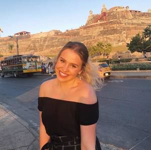 Meet your Posher, Brooke